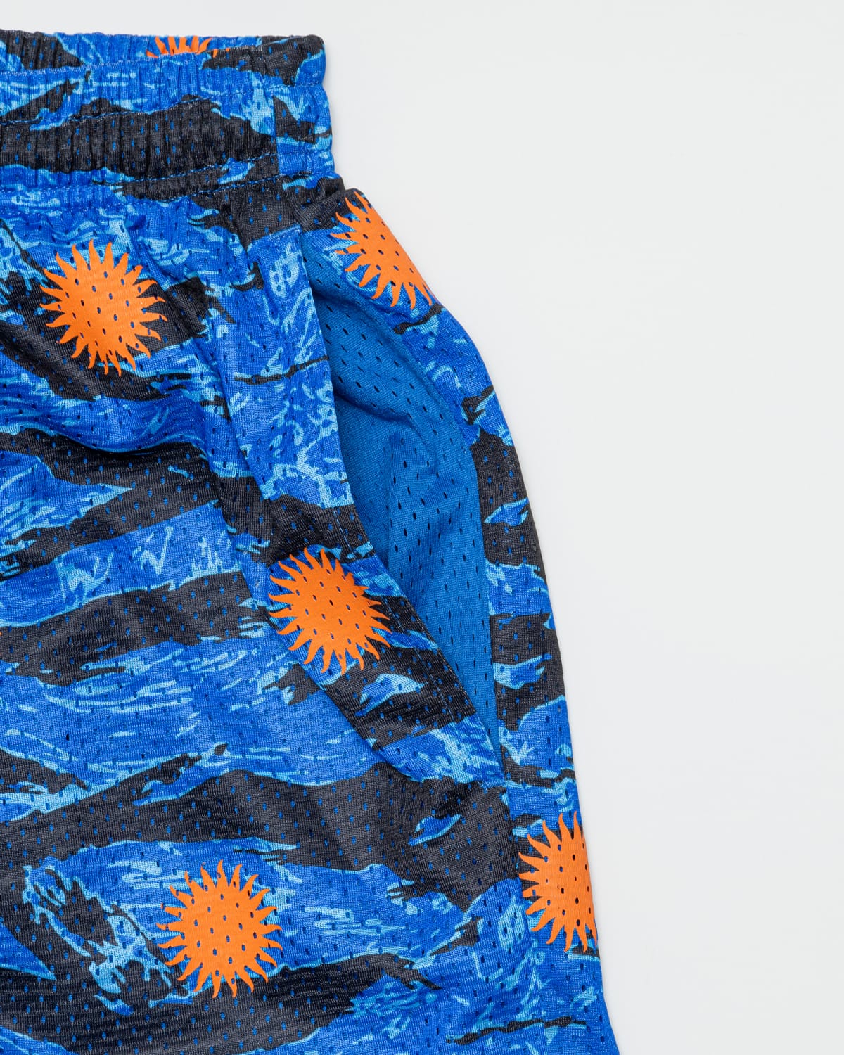 TRIBAL SUN 9" POD SHORTS - BLUE